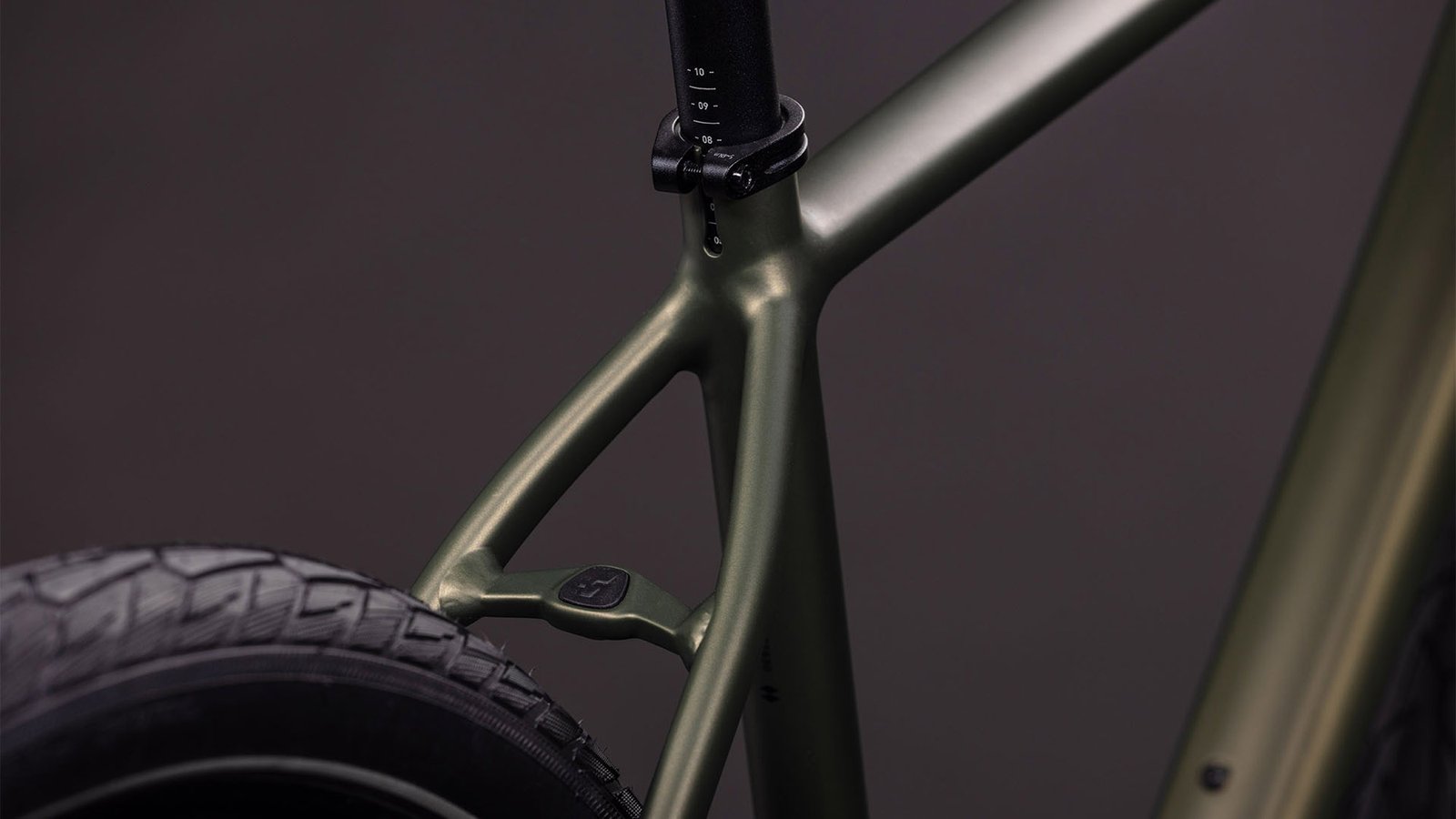 Cube Editore ONE reedgreen'n'black - immagine 4