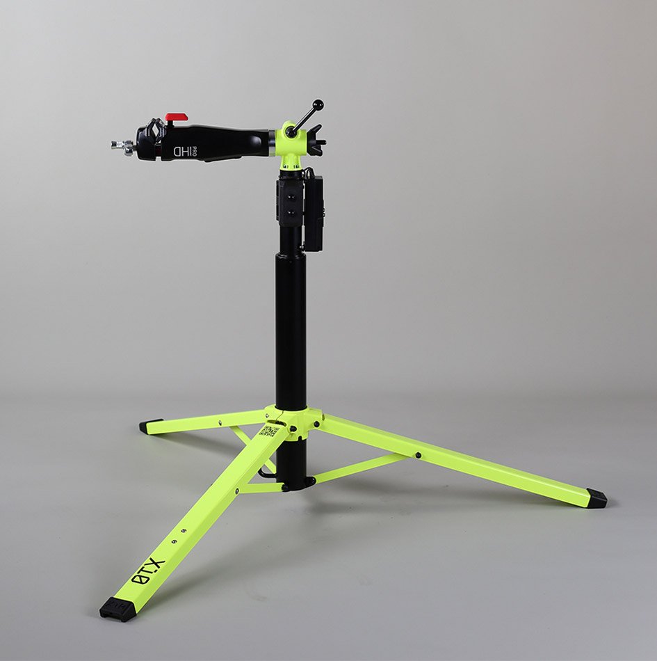 X10 Assistente mobile con custodia - immagine 4